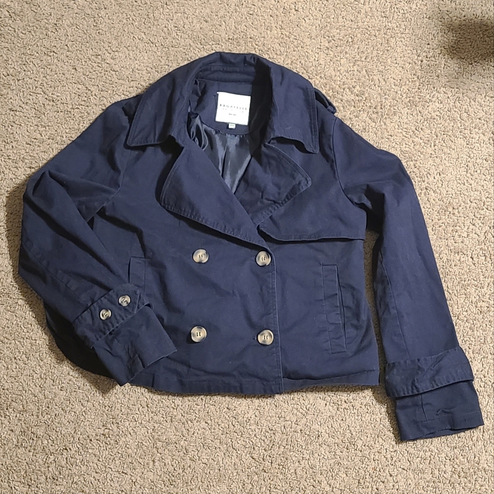 Bagatelle jacket, size womens medium.